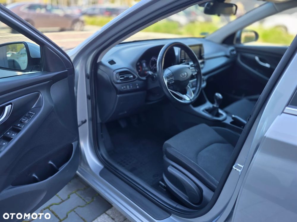 Hyundai i30 1.5 DPI Comfort - 33