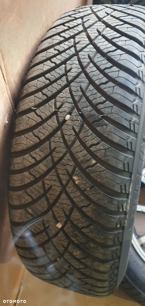 Alufelgi z oponami alusy felgi aluminiowe Dezent V DARK 5x112 ET38 6.5J 185/65 R15 Mercedes A-Klasa W169 - 7