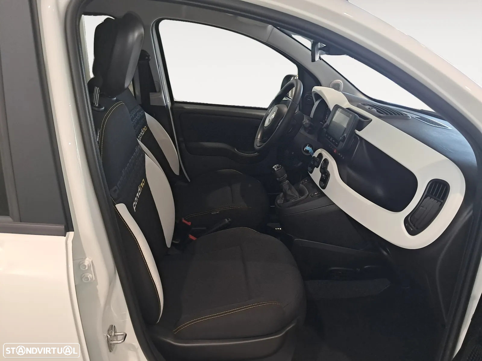 Fiat Panda 1.0 Hybrid Pandina - 14