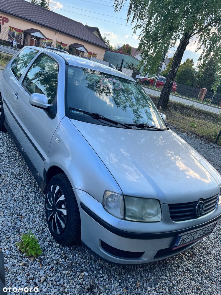 Volkswagen Polo - 3