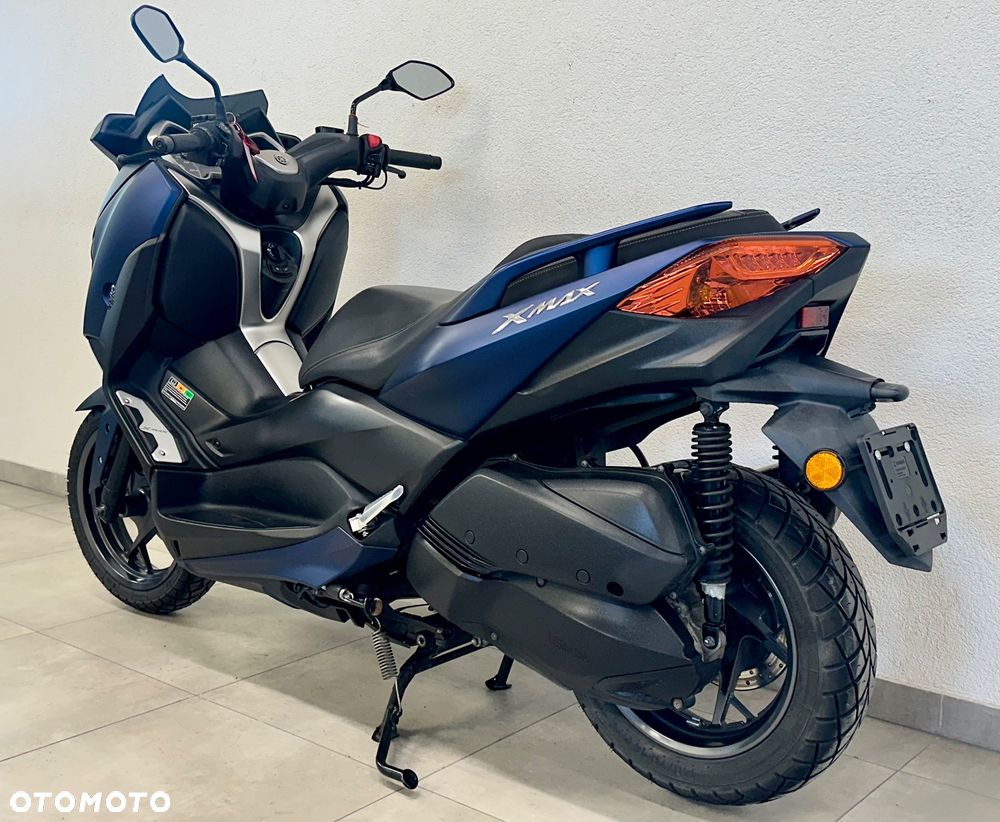 Yamaha X-max - 3