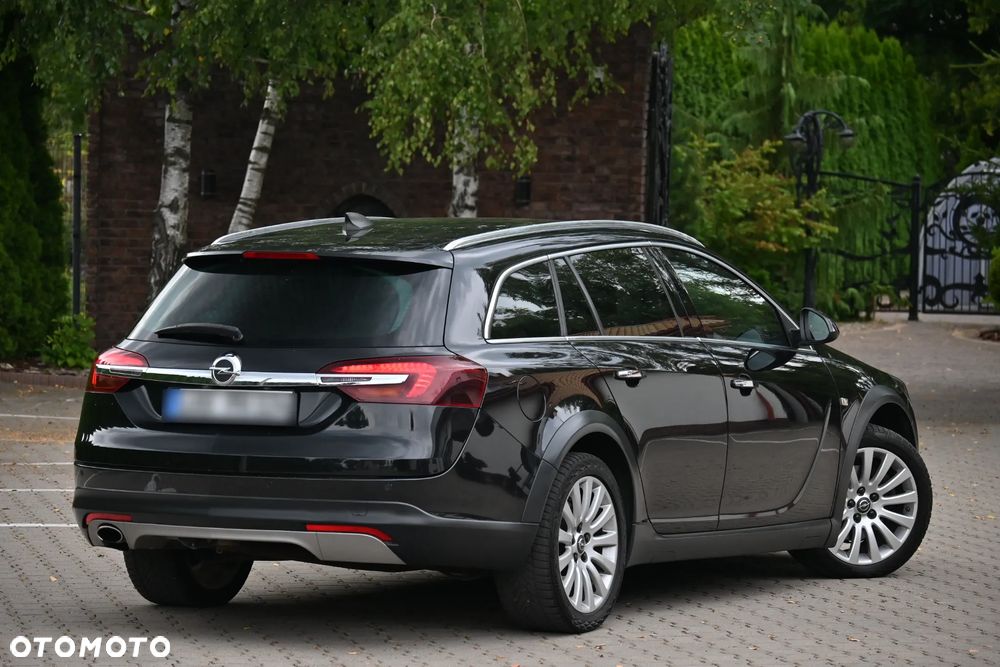 Opel Insignia CT 2.0 CDTI 4x4 Exclusive S&S - 11