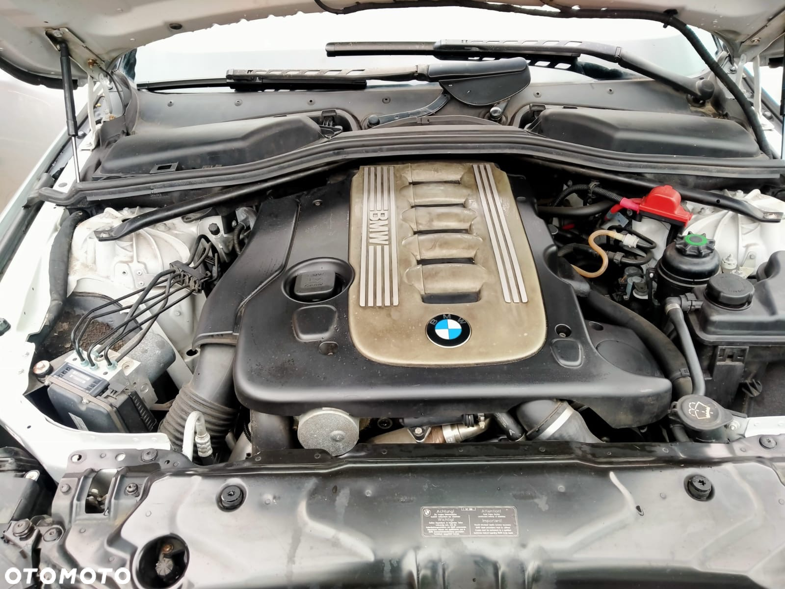 BMW Seria 5 525d - 30