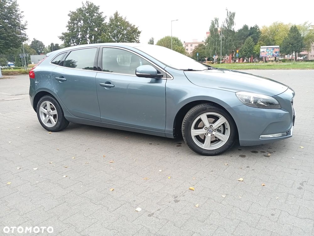 Volvo V40 D2 Kinetic - 2