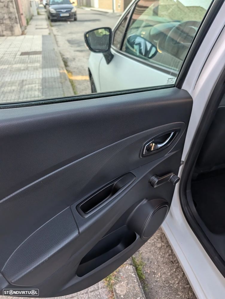 Renault Clio 0.9 TCE Dynamique S - 2