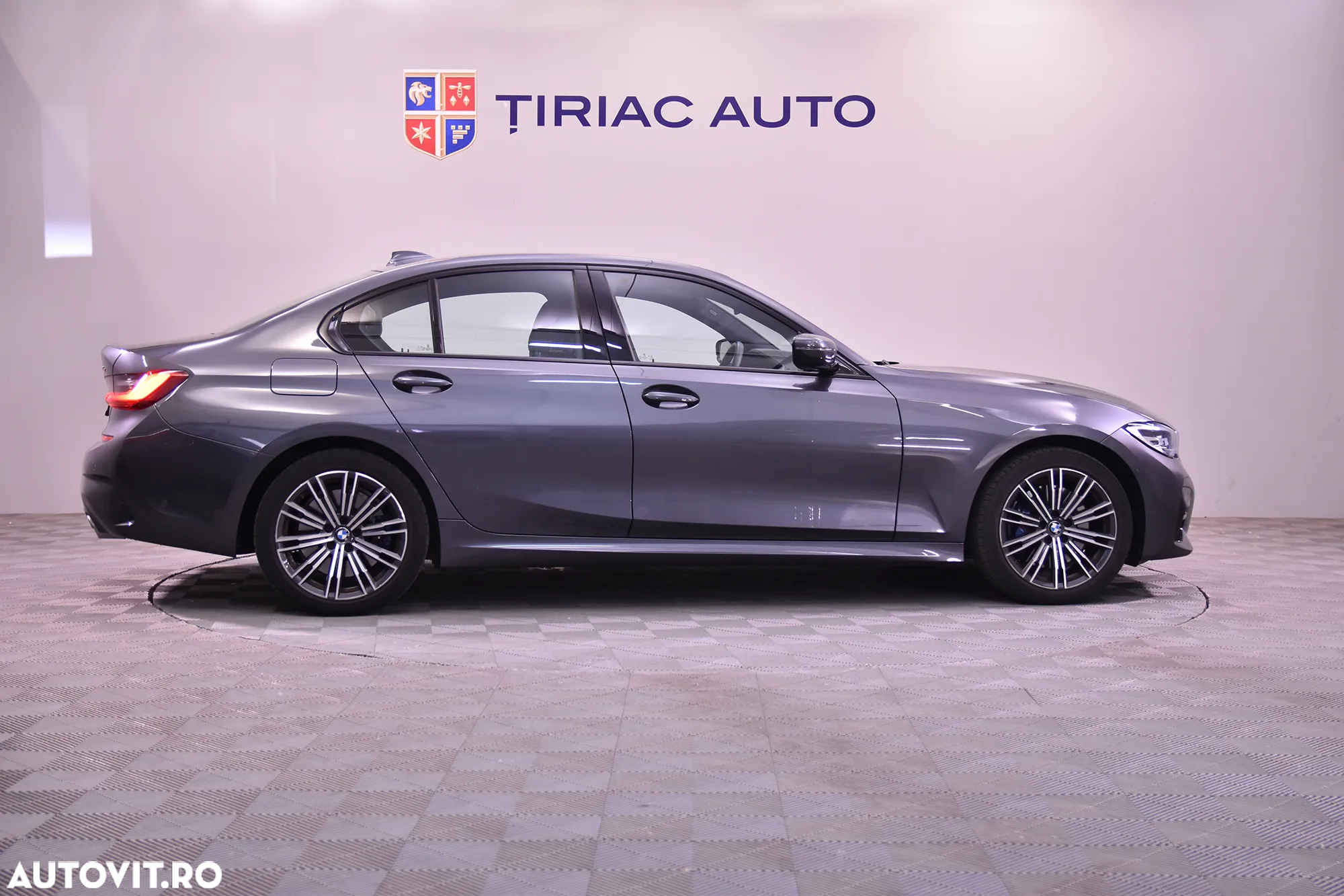 BMW Seria 3 330e Aut. M Sport - 6