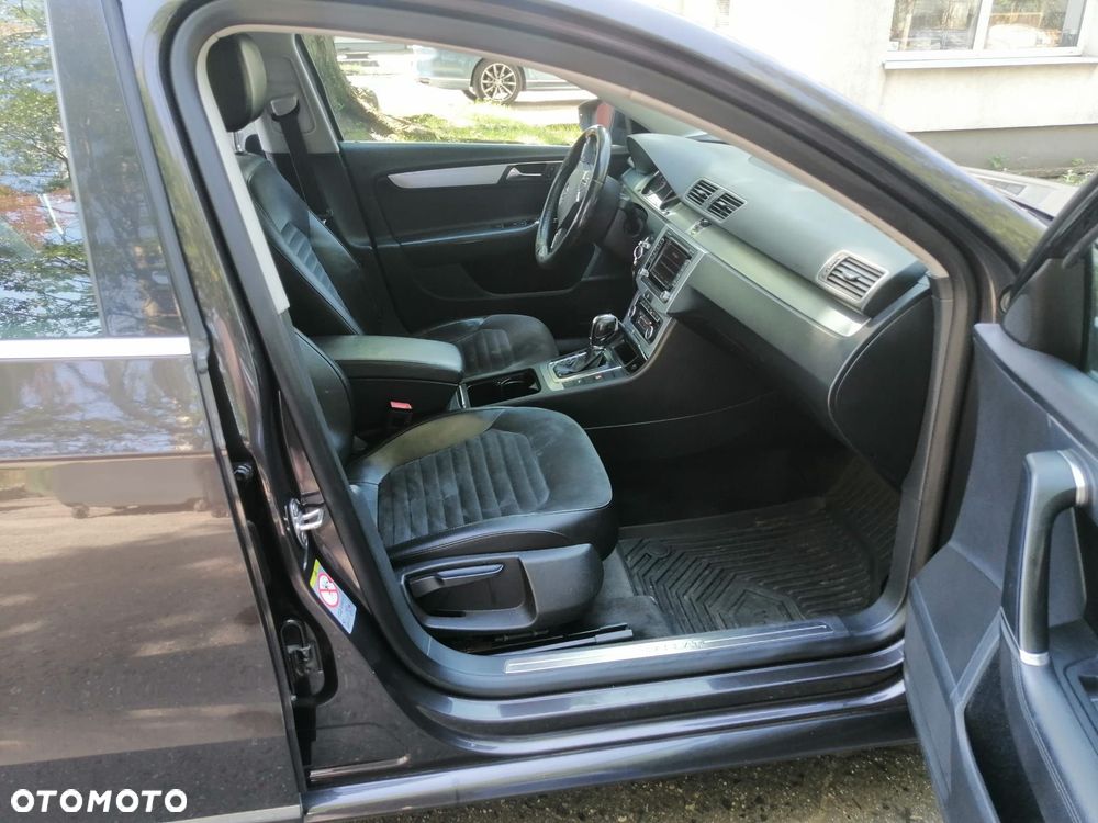 Volkswagen Passat 2.0 TDI Highline DSG - 4