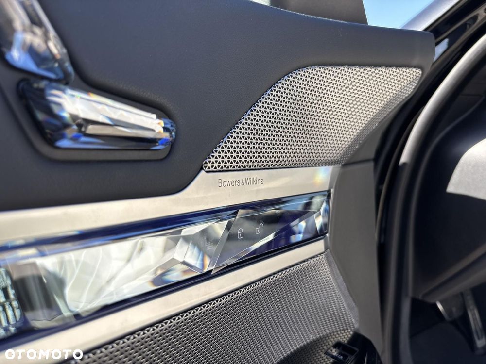 BMW Seria 7 - 17
