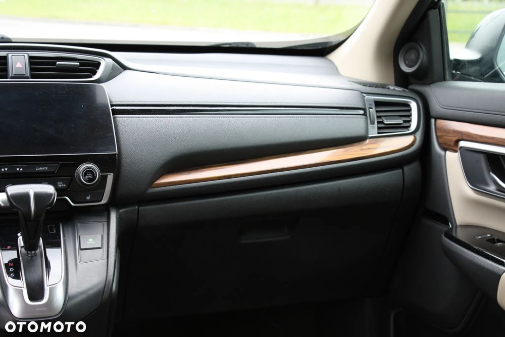 Honda CR-V 1.5 Lifestyle (Honda Connect+ / 7 os.) CVT - 29