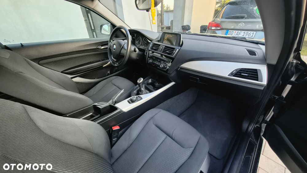 BMW Seria 1 - 18