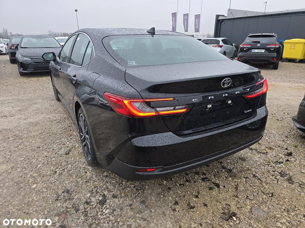 Toyota Camry 2.5 Hybrid Executive CVT - 6