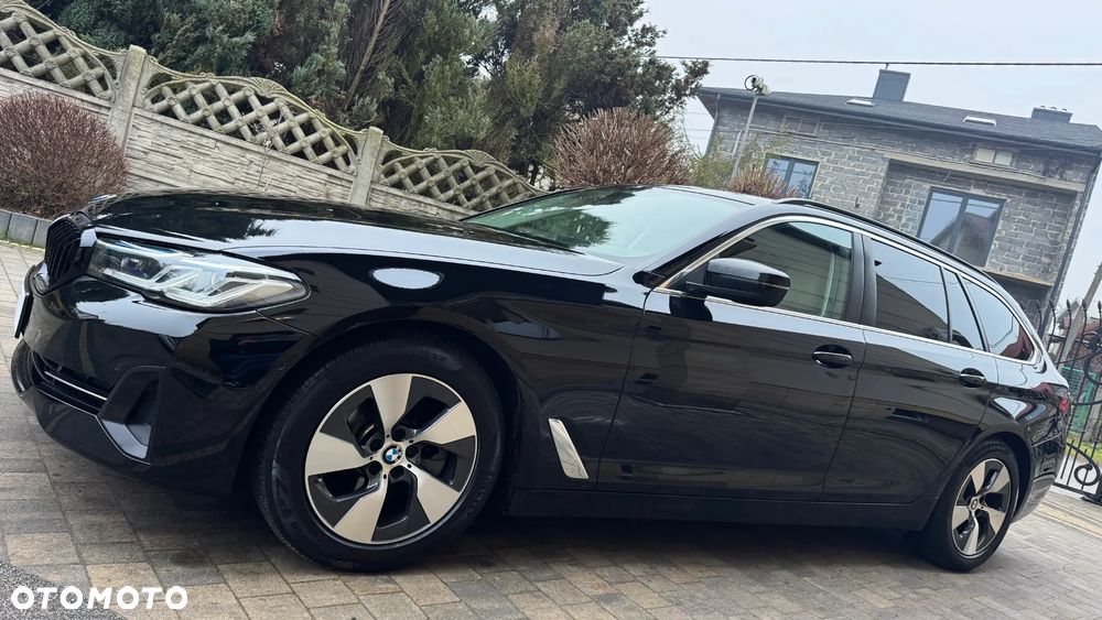 BMW Seria 5 520d Sport Line - 5
