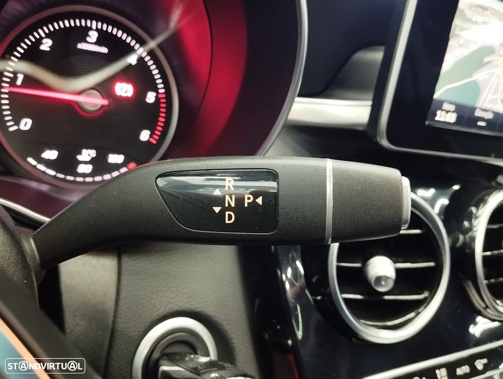 Mercedes-Benz C 220 d Aut. - 32