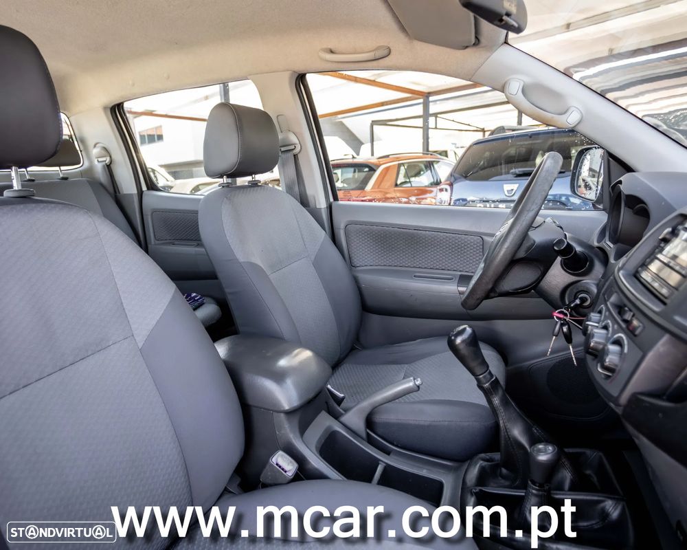 Toyota Hilux 2.5 D-4D 4WD CD - 12
