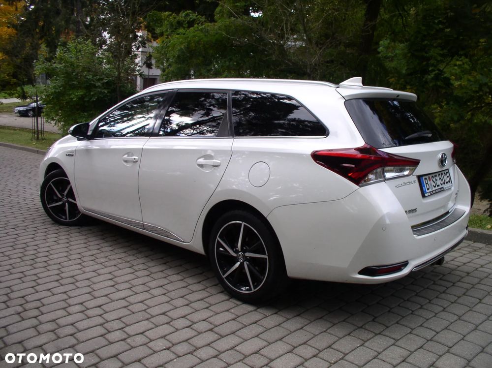Toyota Auris 1.8 VVT-i Hybrid Automatik Touring Sports Executive - 33