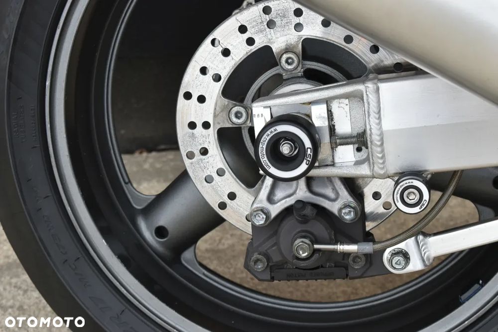 Suzuki GSX-R - 36