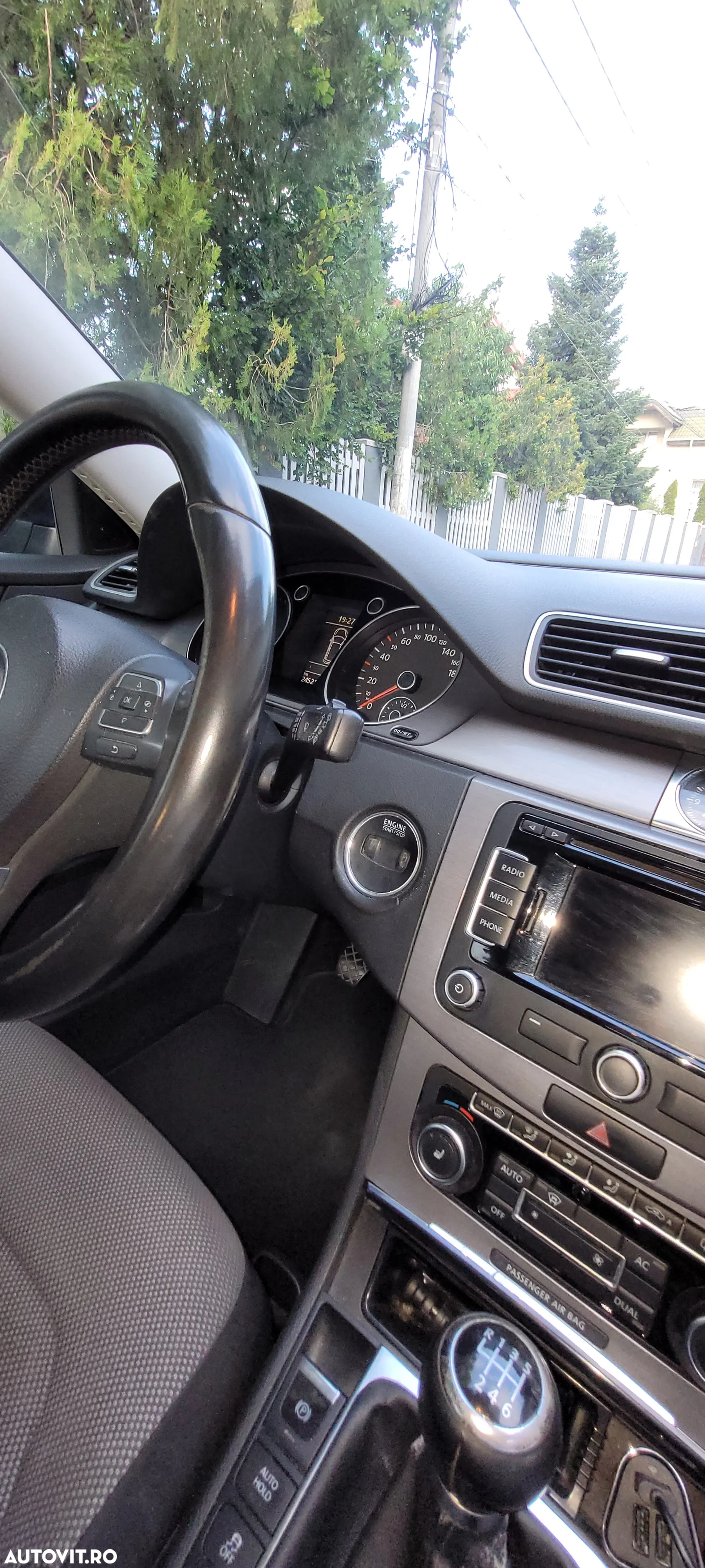 Volkswagen Passat Variant 1.6 TDI BlueMotion Technology Comfortline - 26