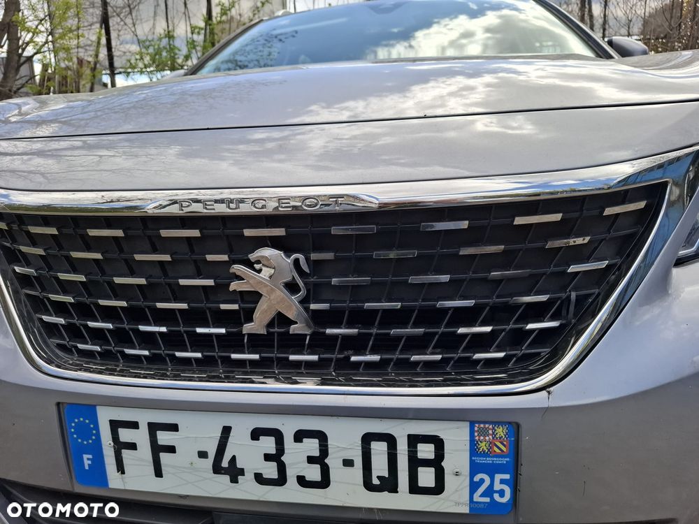 Peugeot 3008 1.2 PureTech GPF Allure S&S EAT8 - 28