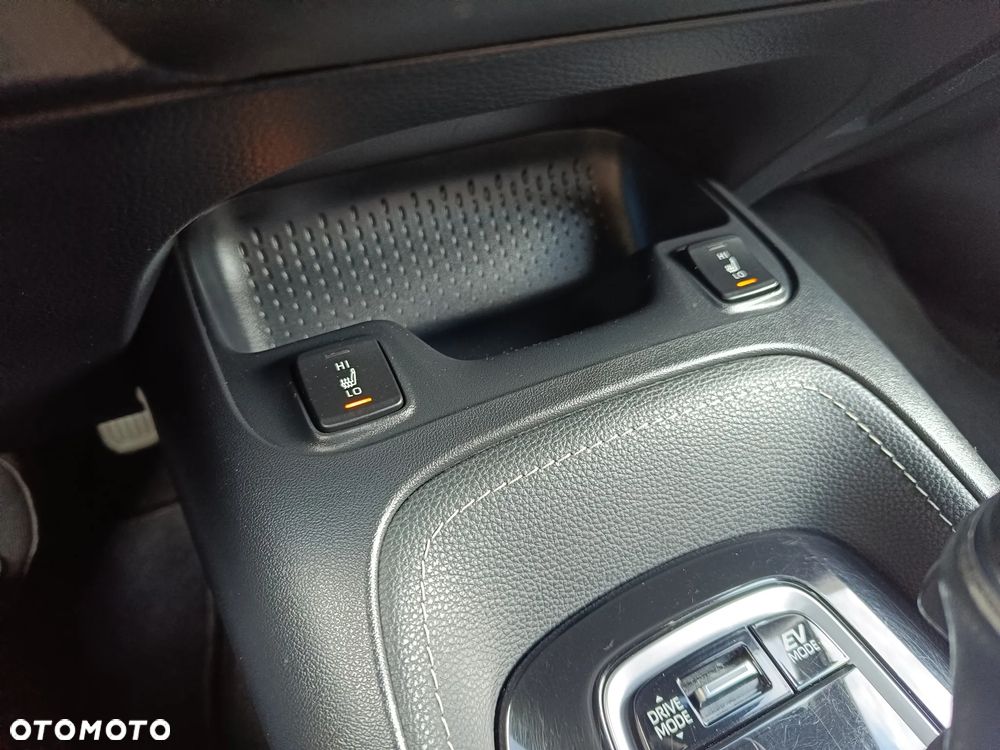 Toyota Corolla 1.8 Hybrid Comfort - 21