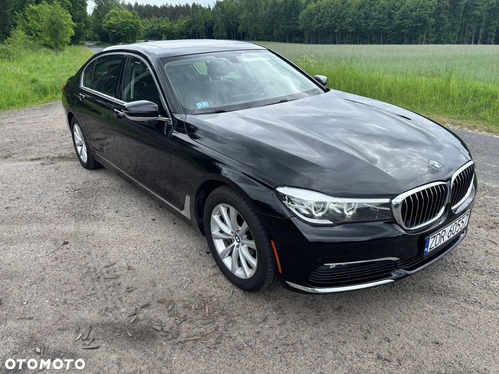 BMW Seria 7 740Li xDrive - 7