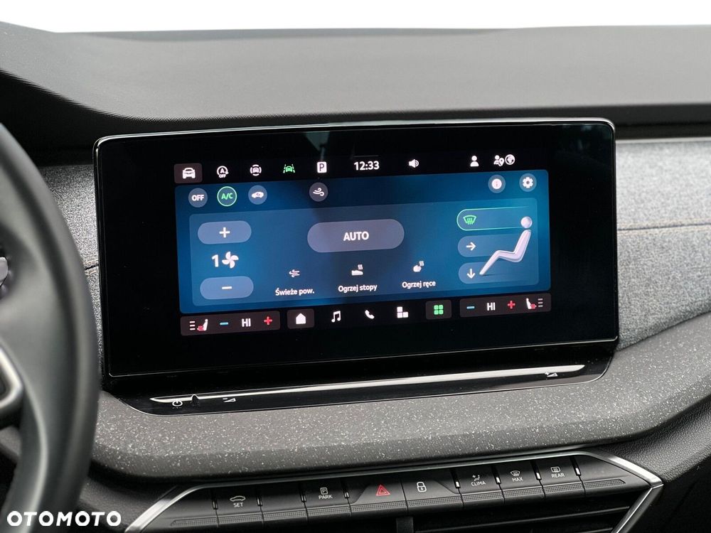Skoda Octavia 2.0 TDI Selection DSG - 32