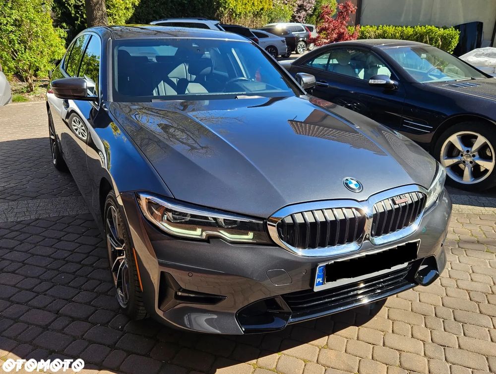 BMW Seria 3 330i xDrive M Sport sport - 3