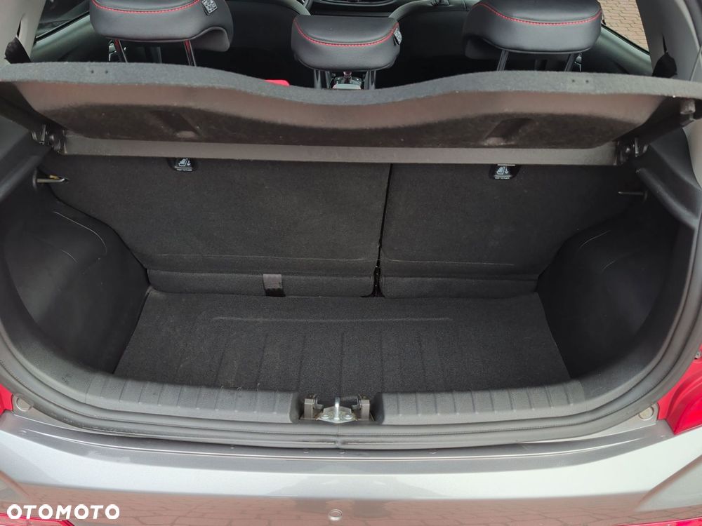 Kia Picanto 1.2 GT Line AMT - 18