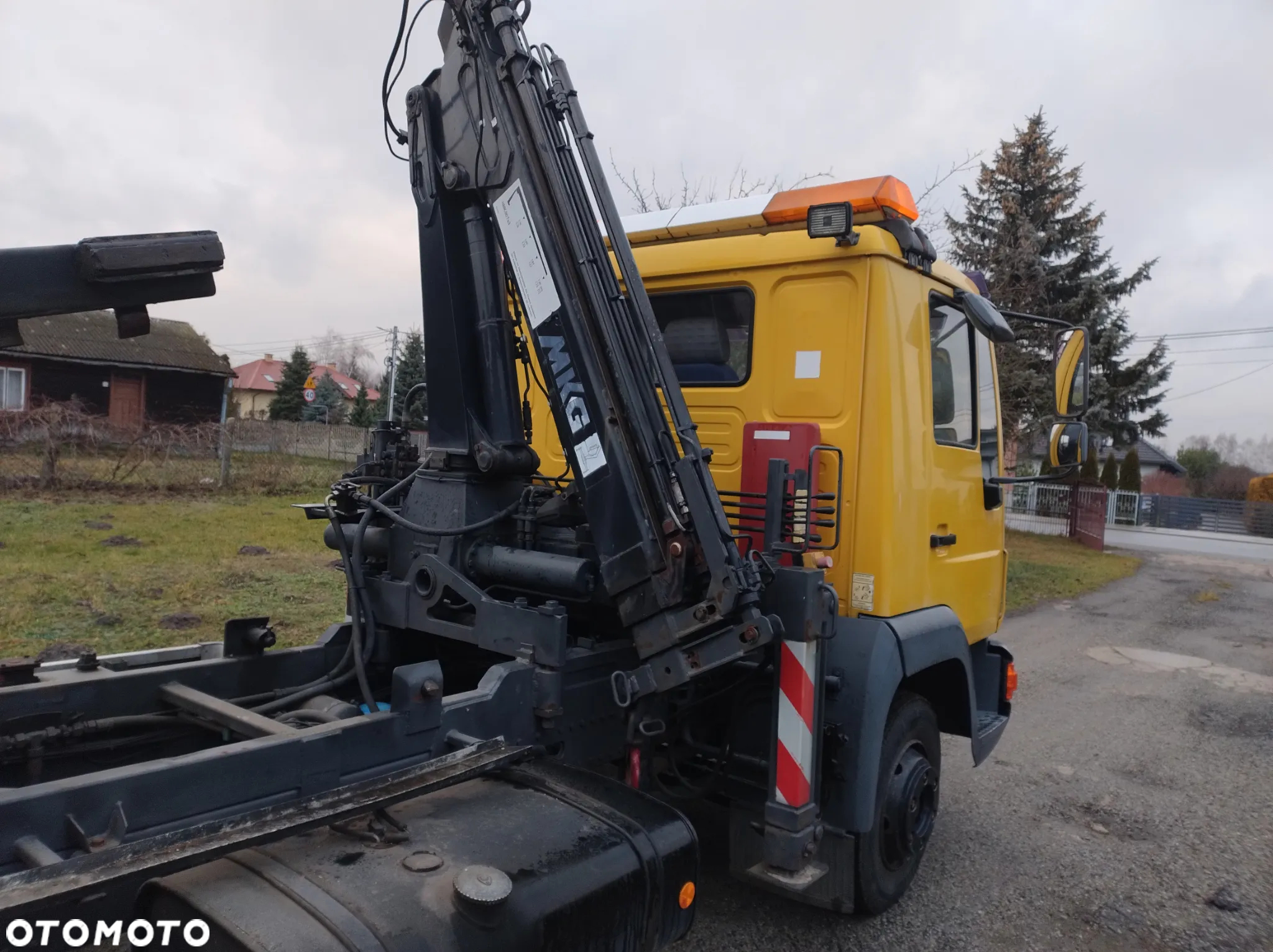 MAN L2000 - 8