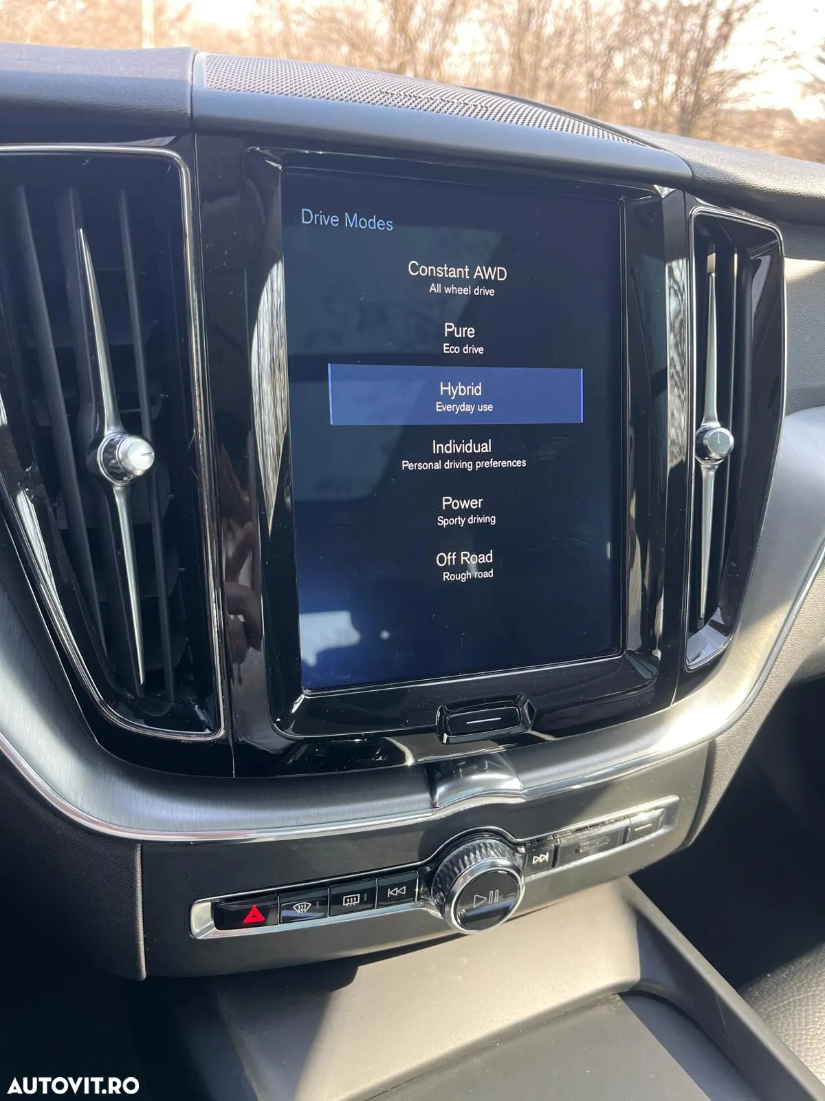 Volvo XC 60 T8 Twin Engine AWD Momentum - 16