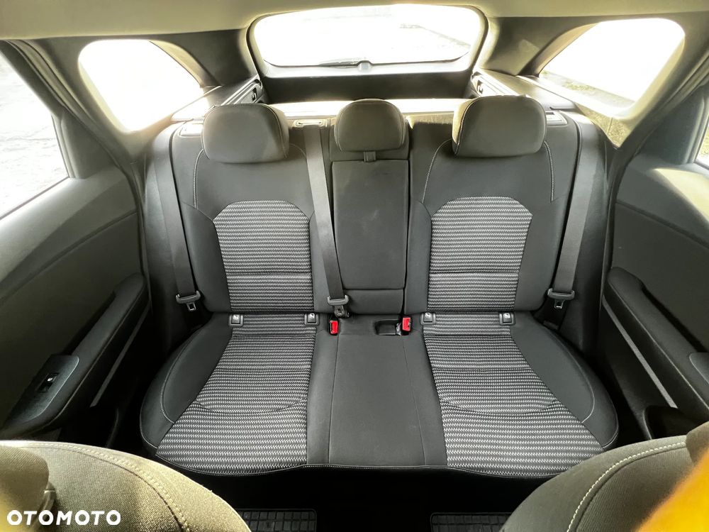 Kia Ceed 1.5 T-GDI M DCT - 9