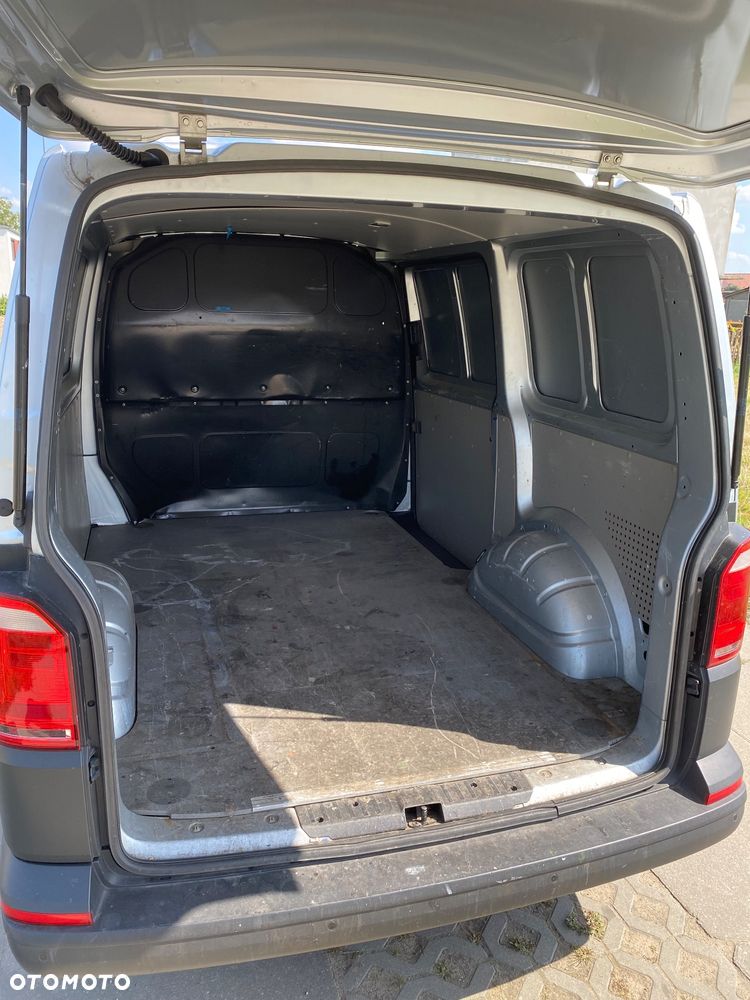 Volkswagen Transporter T6 - 20