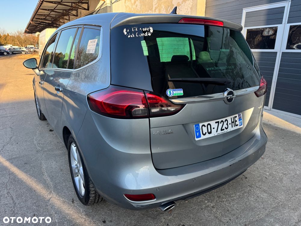 Opel Zafira - 23