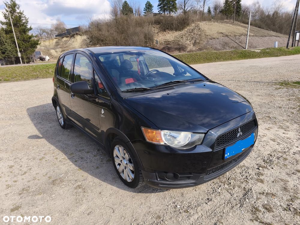 Mitsubishi Colt - 1