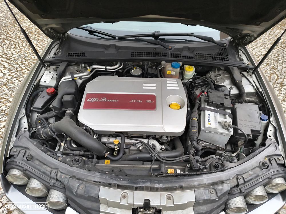 Alfa Romeo 159 1.9 JTDM 16V Q-Tronic TI - 17