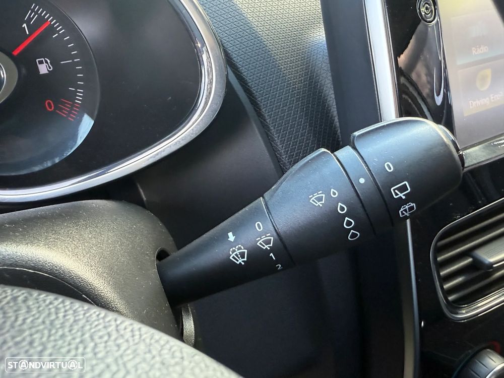 Renault Clio 0.9 TCe Limited Edition - 29