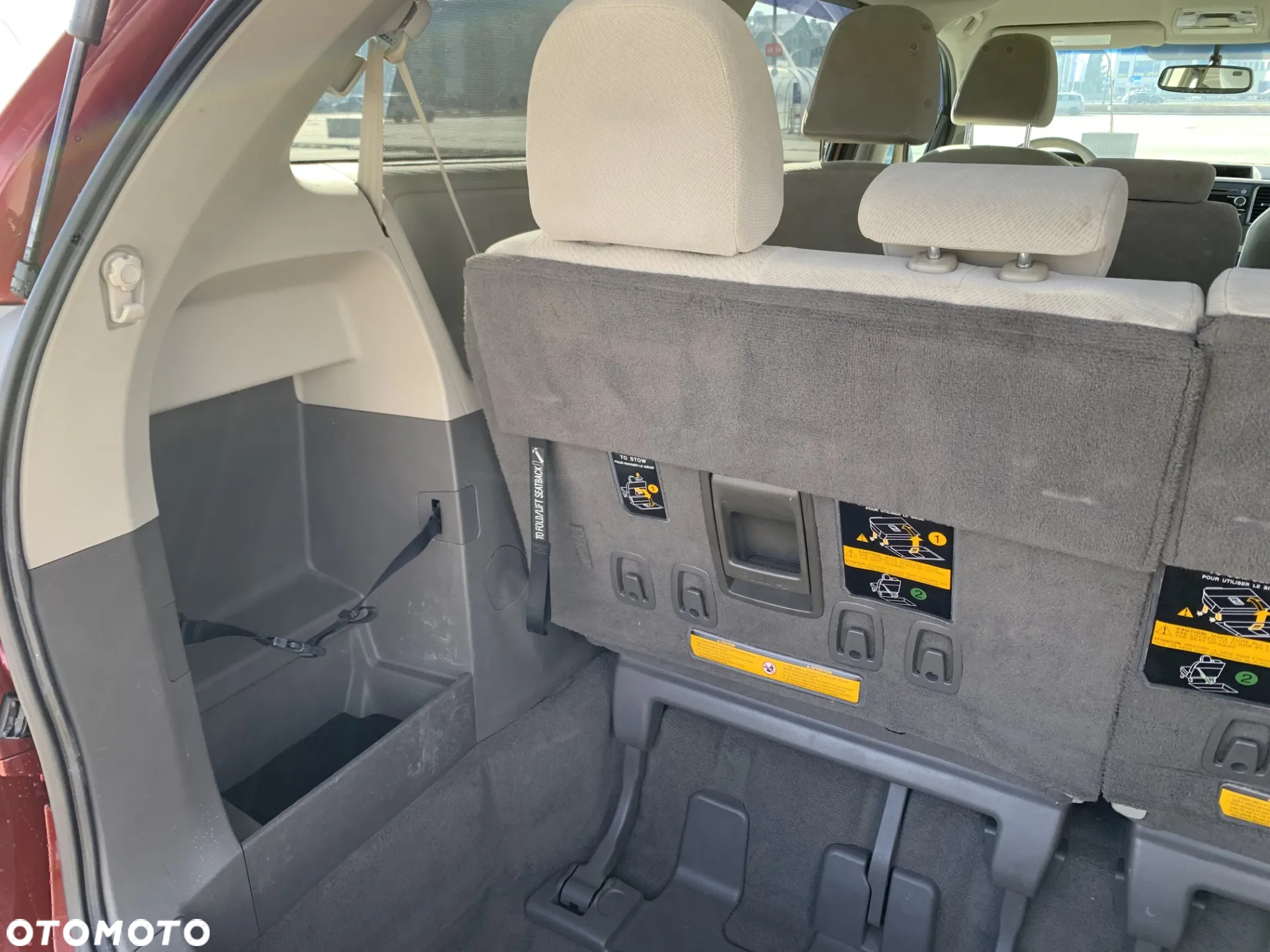 Toyota Sienna 3.5 V6 - 30