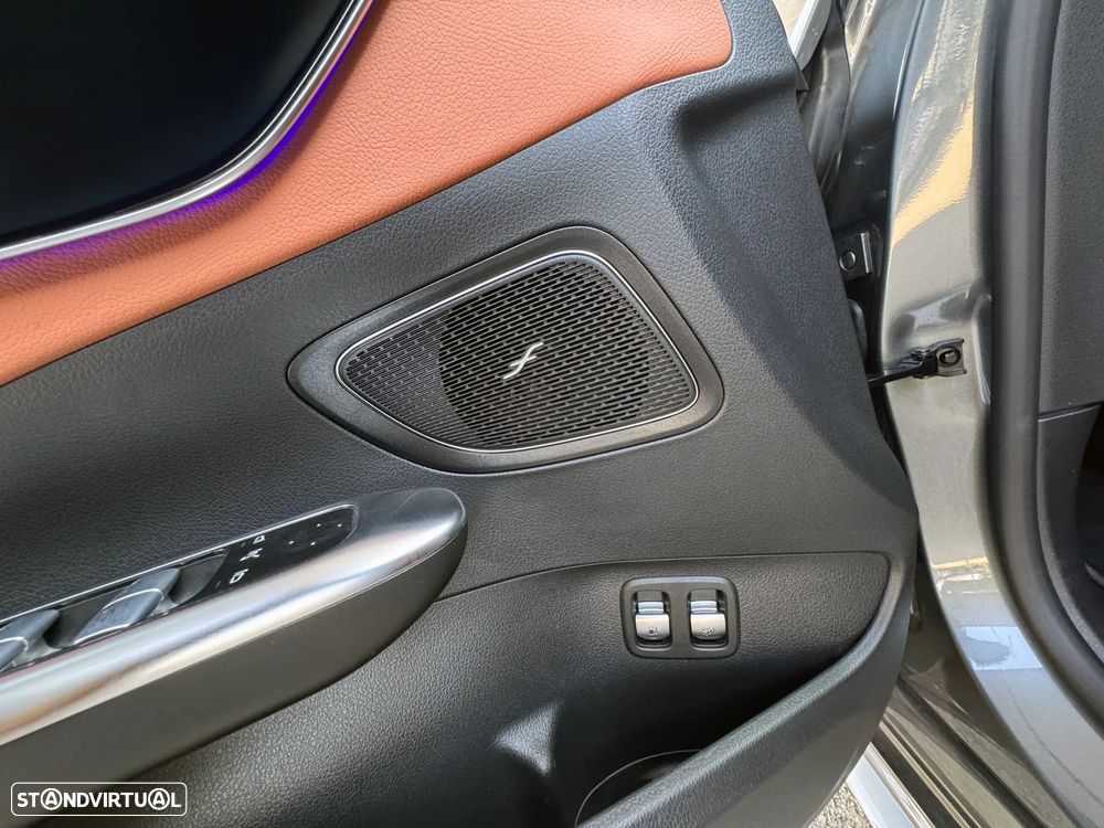 Mercedes-Benz C 300 e AMG Line - 10