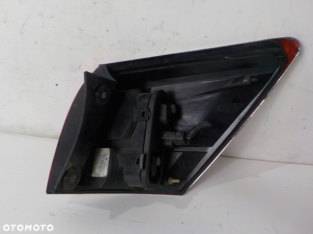 NISSAN QASHQAI J10 LAMPA LEWA TYLNA LEWY TYŁ - 3