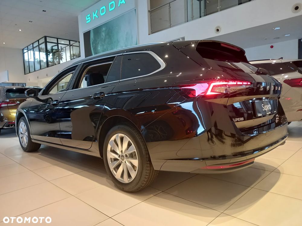 Skoda Superb 2.0 TSI Drive DSG - 3