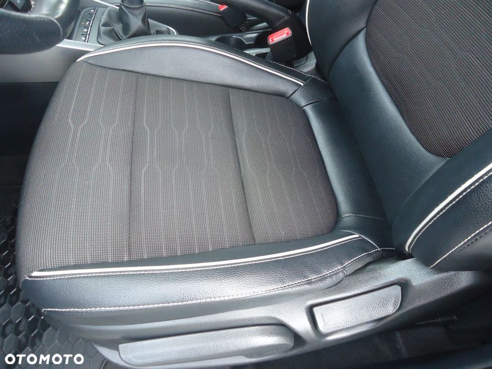 Kia Stonic 1.0 T-GDI GT Line - 17