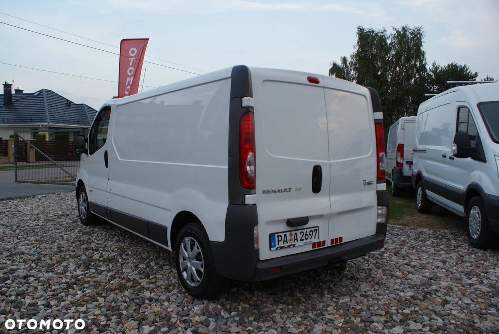 Renault Trafic - 6