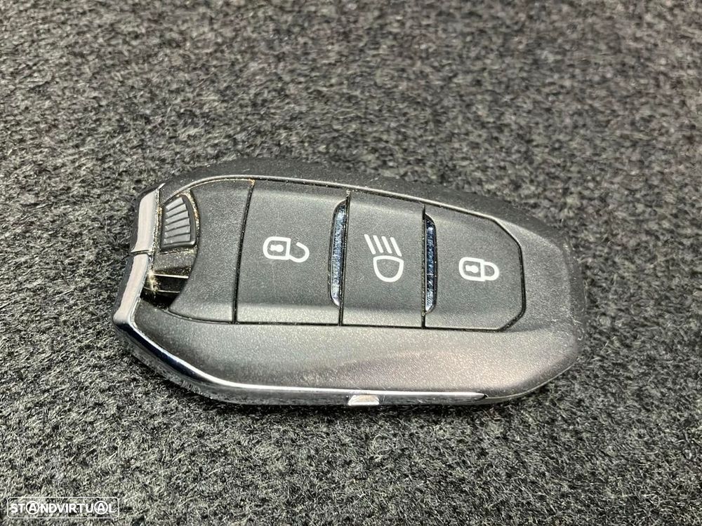 Peugeot 5008 1.5 BlueHDi Allure Pack EAT8 - 19