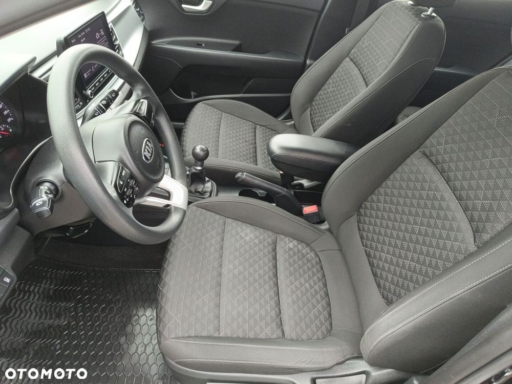 Kia Rio 1.2 M - 14