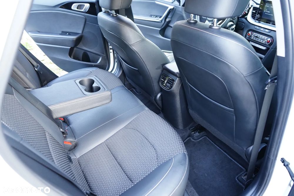 Kia Ceed 1.5 T-GDI L - 16