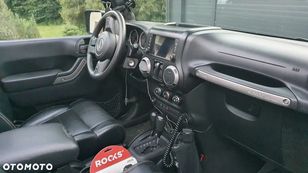 Jeep Wrangler 3.8 Sport - 13