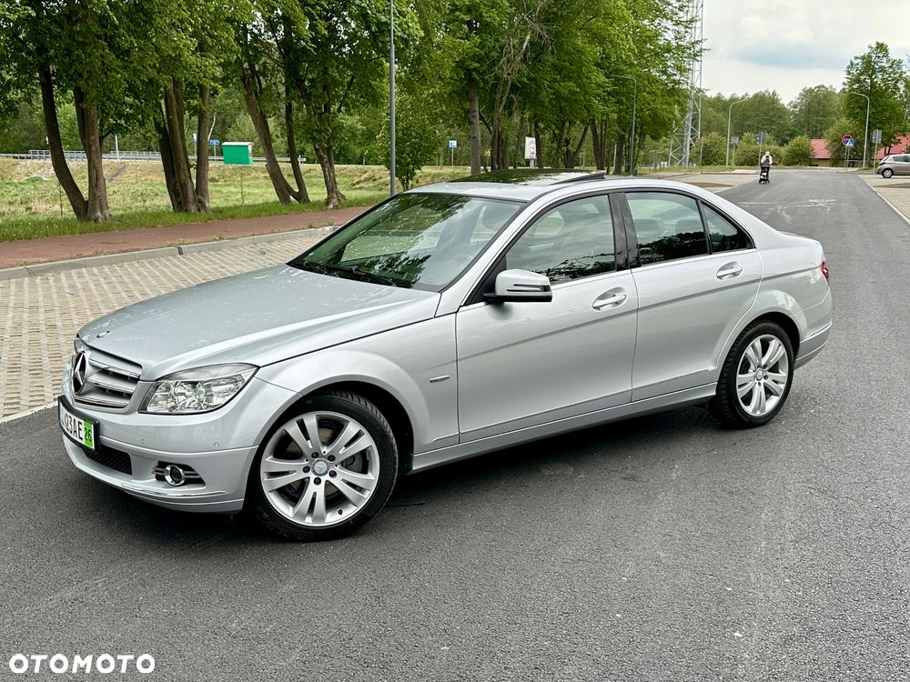 Mercedes-Benz Klasa C 180 BlueEFFICIENCY Avantgarde - 9