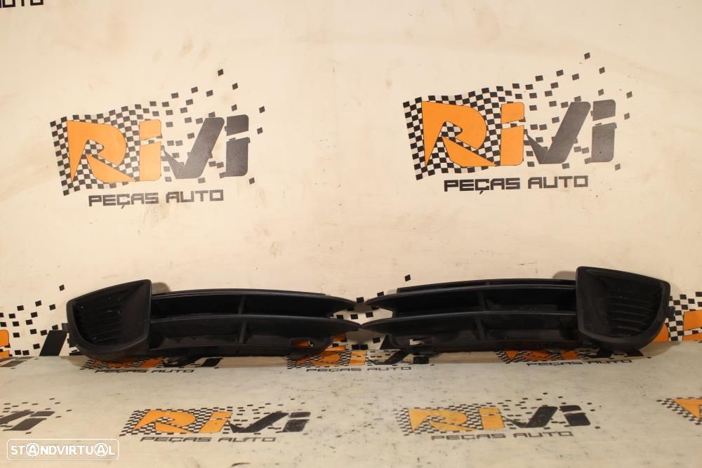 Grelhas De Parachoques Audi A3 (8P1)  8P4807682a / 8P4807681a - 1