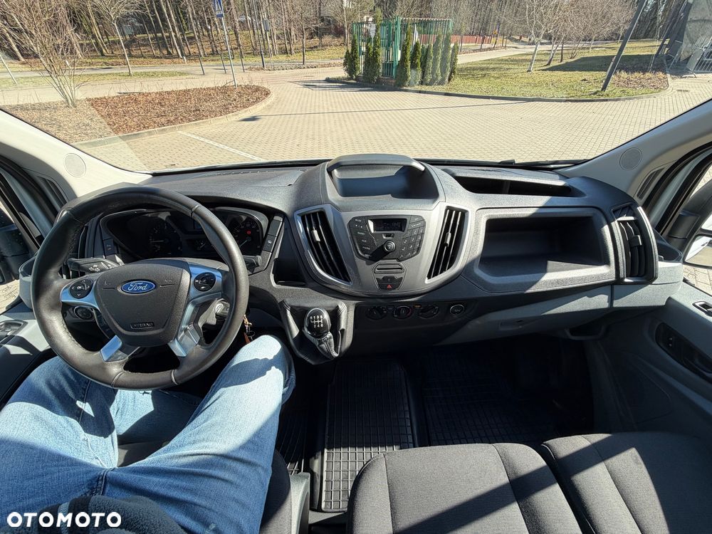 Ford Transit - 22