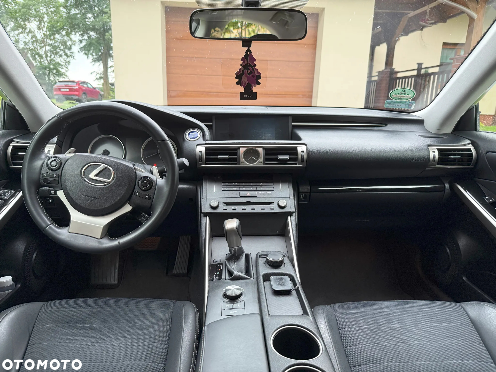 Lexus IS 300h Elite - 14