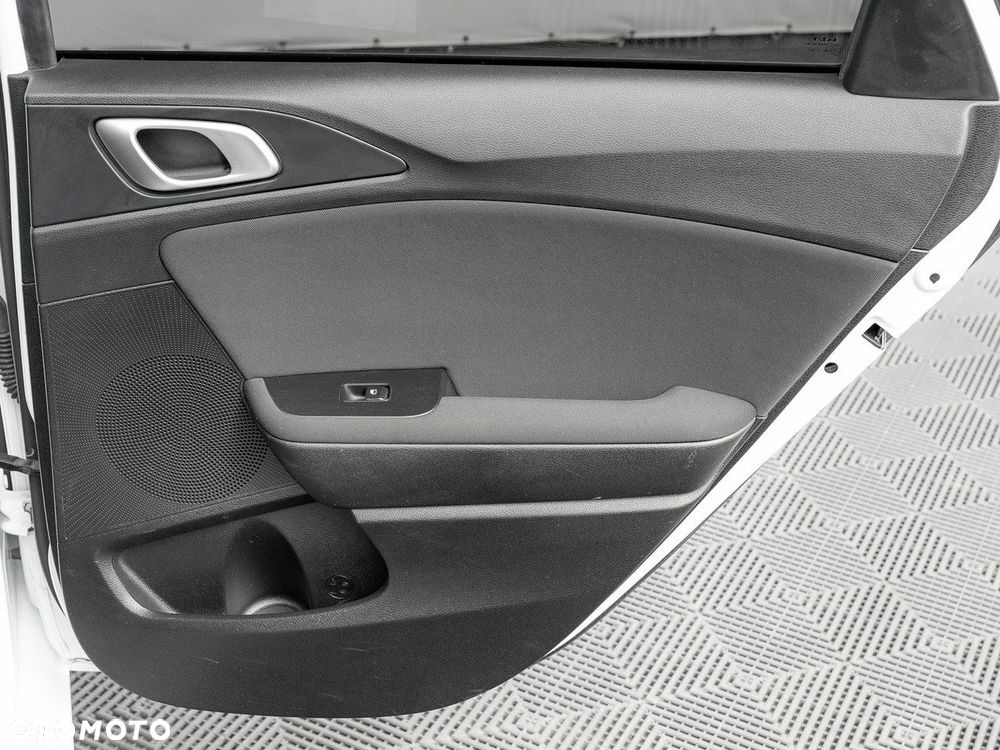 Kia Ceed 1.0 T-GDI M - 29